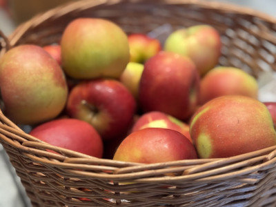 Rubinette &Auml;pfel. Frisch und aromatisch.